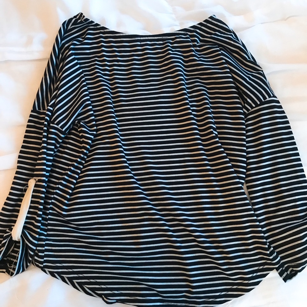 Striped top - Picture 3 of 3